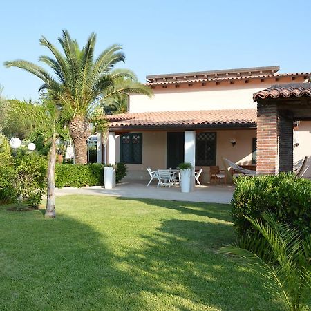 Villa Paola ฟอนตาเน บีอานเก ภายนอก รูปภาพ